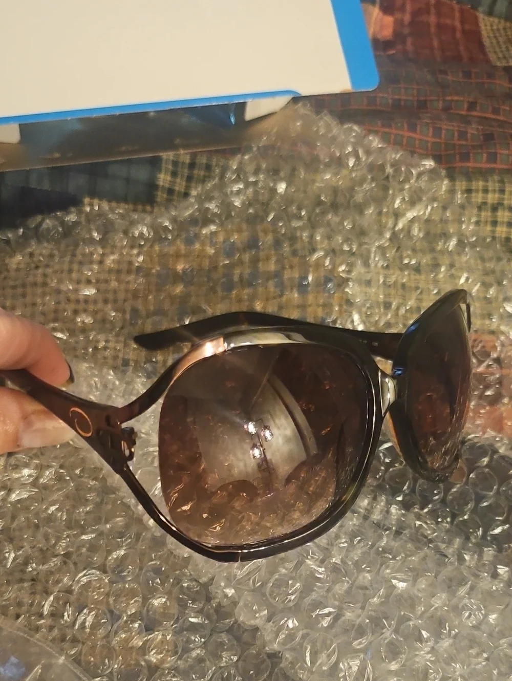 Oscar de la Renta line. Code: SSC5033,